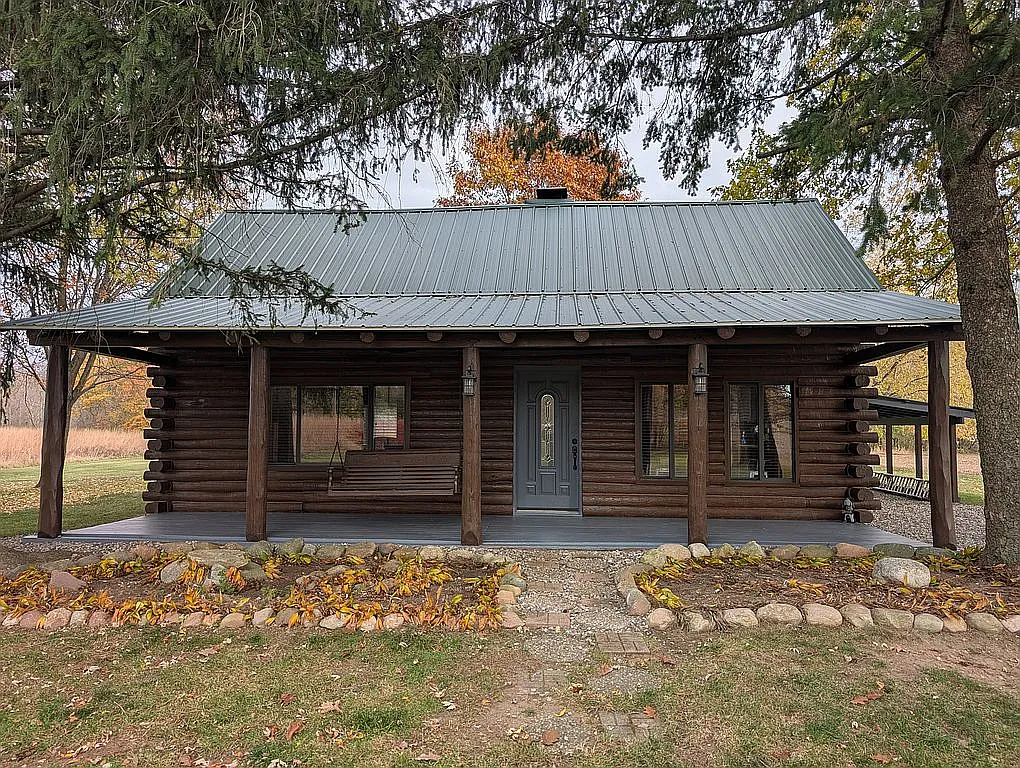 289 Webb Rd photo 1