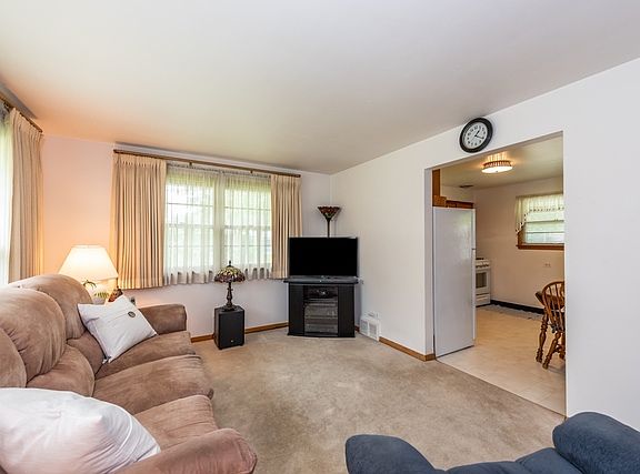 2nd image of 642 Geddes Ave