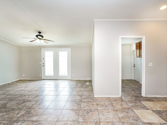 5th image of 10115 Elderberry Park Ln