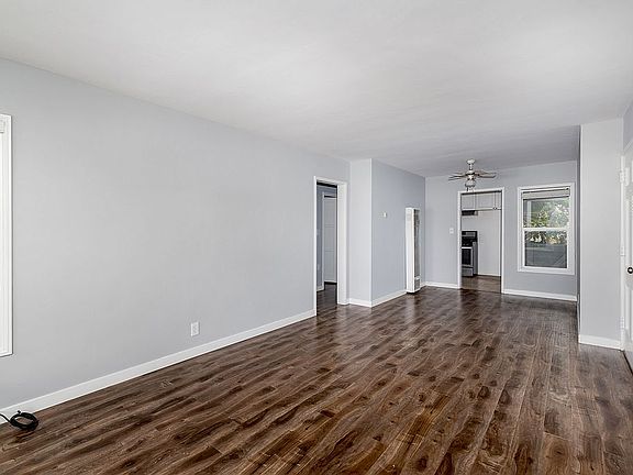 5th image of 1221 East Ave