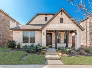 1329 Buckeye Trl, Garland, TX 75042