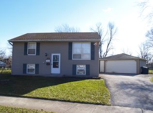 524 E Rose Ct, Glenwood, IL 60425