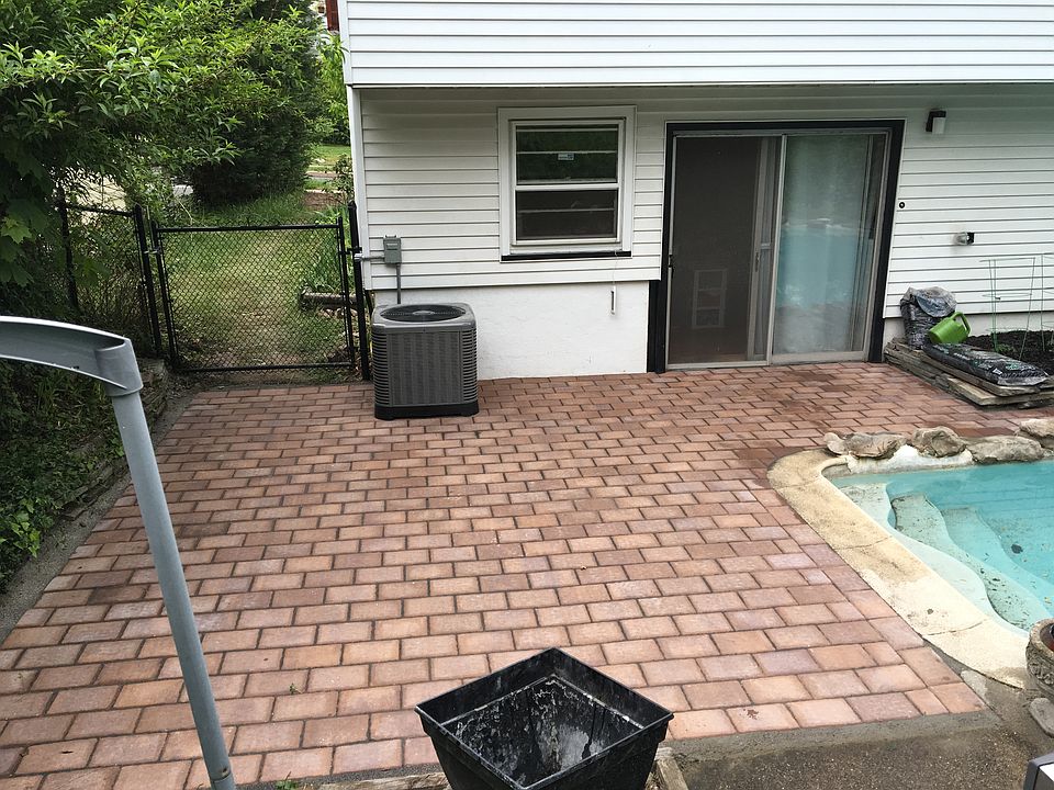 2nd image of 7 Gray St