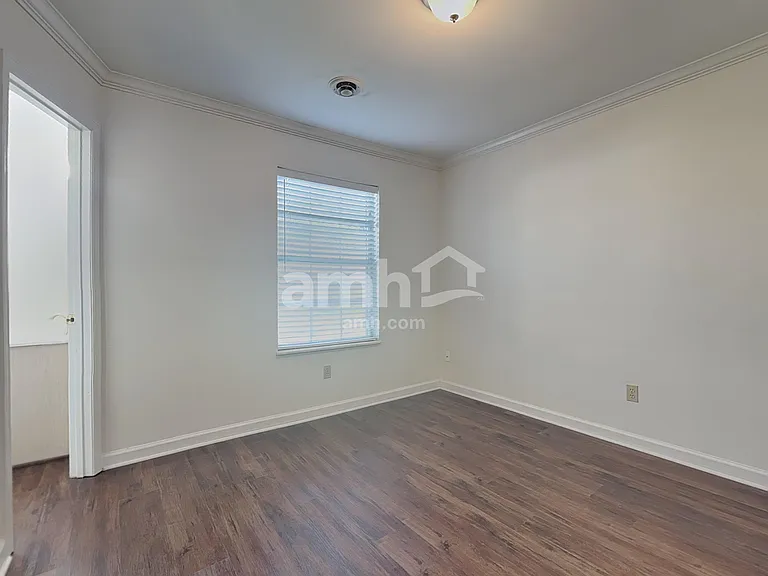 10225 Highgate Cir — Photo 17