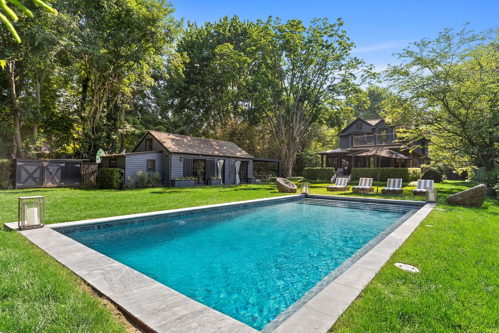  Backyard Tranquility