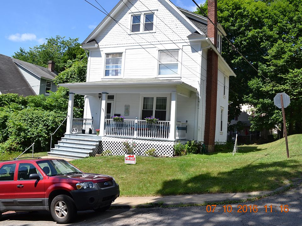 2nd image of 568 N Monroe St