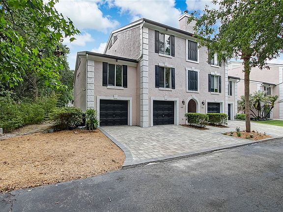 2nd image of 4825 Martinique Ct #4825