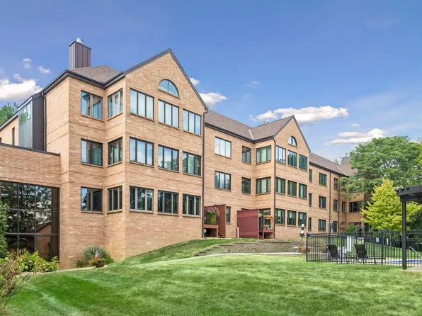 1830 Eagle Ridge Dr APT 2003, Mendota Heights, MN 55118