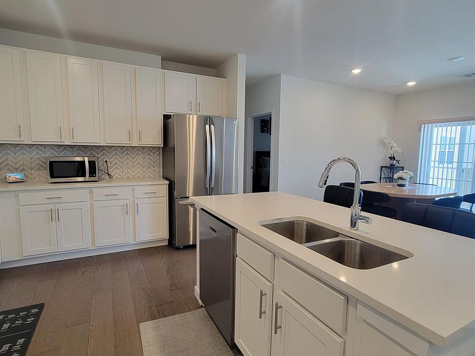 1st image of 231 Lorhan Dr