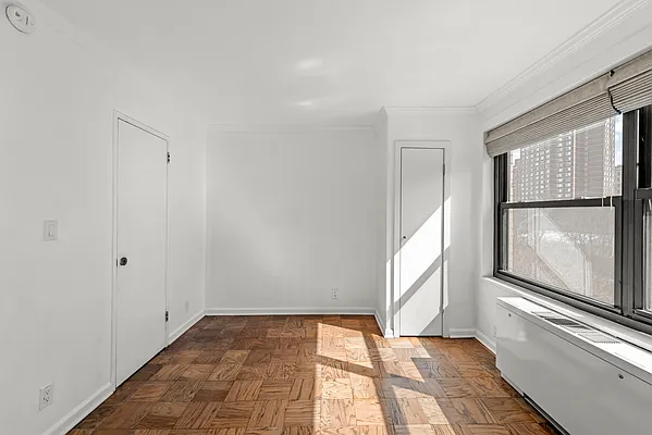 Sold by Compass | media 4