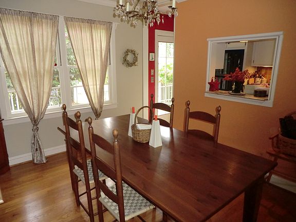 4th image of 2118 Shades Ave