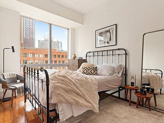 3rd image of 150 Myrtle Ave APT 1105