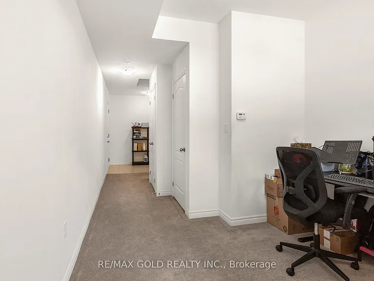 18 Waterville Way — Photo 7