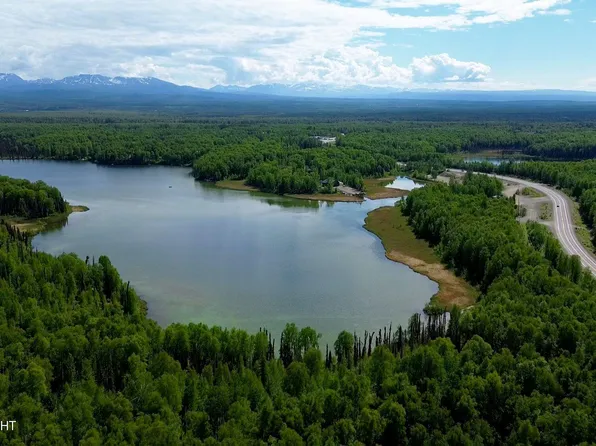 37167 S Luthman Rd, Talkeetna, AK 99676