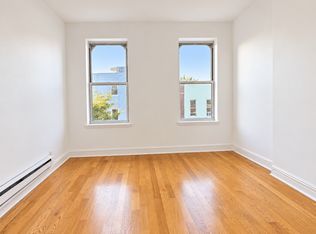124 Linden St APT 3R, Brooklyn, NY 11221