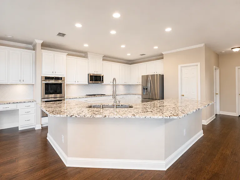 4453 Red Barn Dr — Photo 9