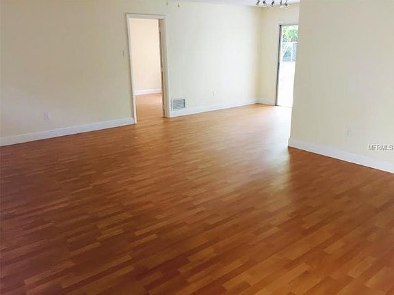 5th image of 1147 Galgano Ave