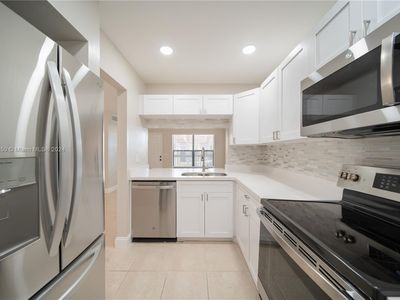 415 NW 100th Pl #203, Pembroke Pines, FL, 33024