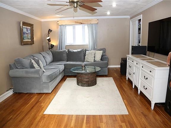 5th image of 14231 Caroline Dr