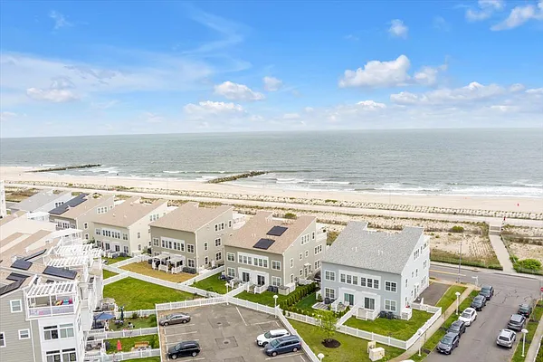 Sold by EXP Realty NYC | media 27