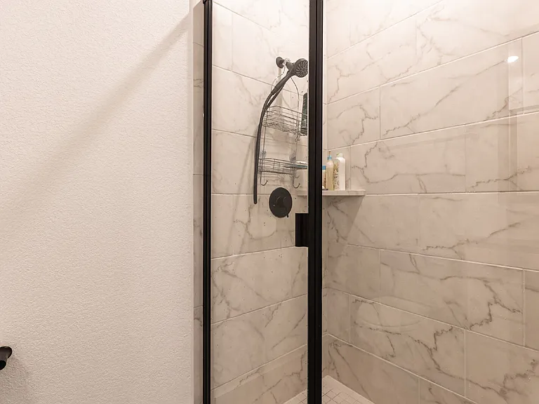 208 Sadaba St — Photo 31