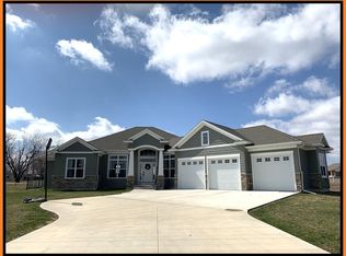 2906 Sunset Cove Dr, Kirksville, MO 63501