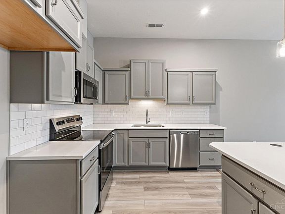 4th image of 531 Tradition Rdg #81303