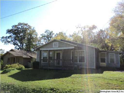 2nd image of 320 23rd St N