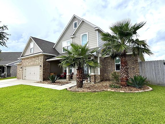 3rd image of 11922 Mulberry Dr