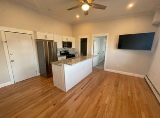 38 Freebody St #302, Newport, RI 02840