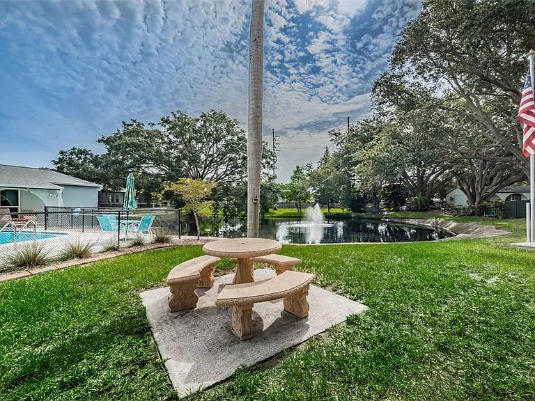 1000 Crane Ct — Photo 65