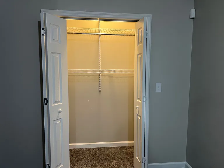 105 Chesapeake Ct — Photo 18