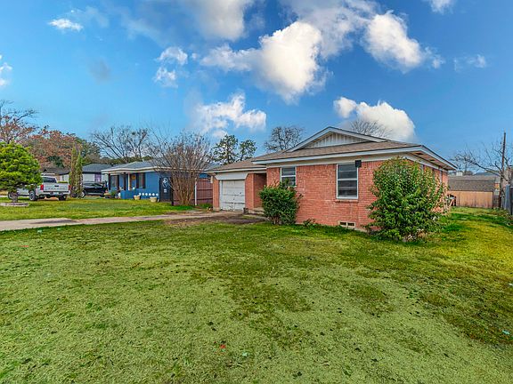 2nd image of 1409 W Bruton Rd