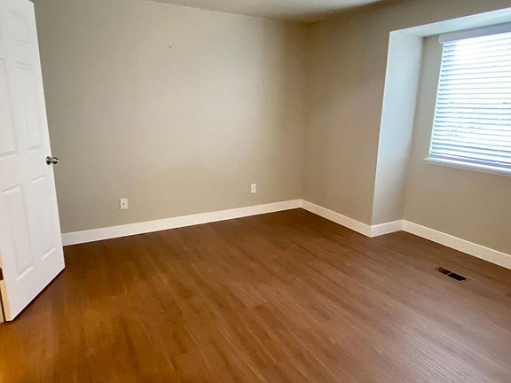Main level bedroom #2