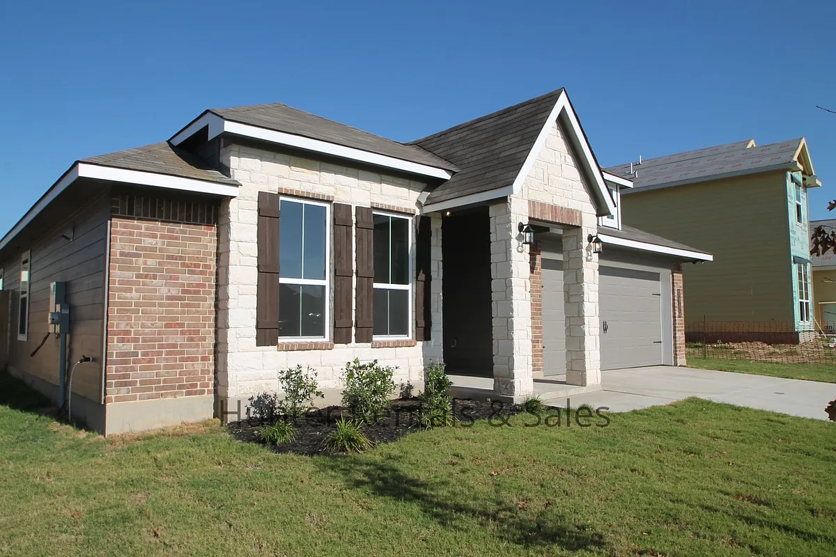 Building Photo - 1902 Bayou Wood Ln