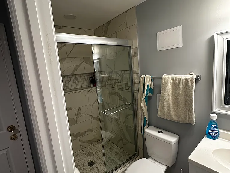 1301 Grant St #A — Photo 3