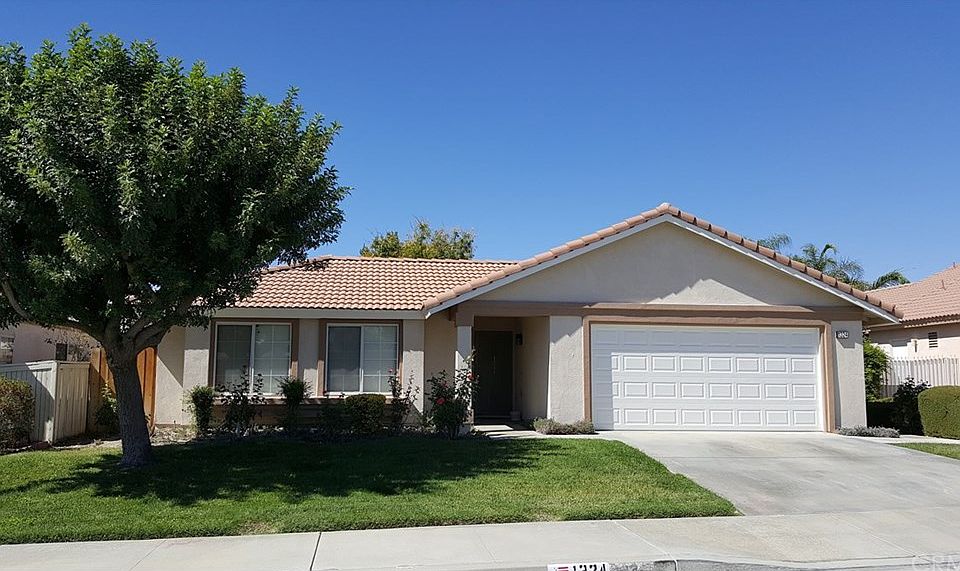 1st image of 1324 Katrina Ln