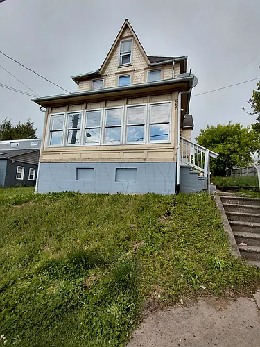 665 Sayre Ave #A Photo 1