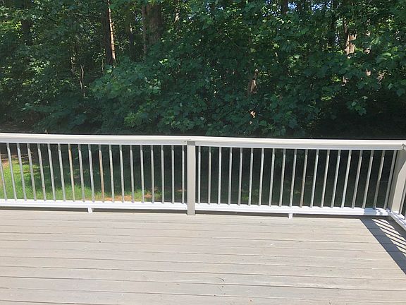 3rd image of 3978 Harrison Ln
