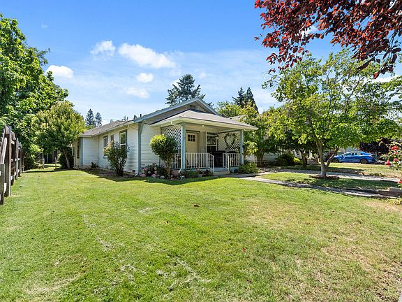 2nd image of 19 Vancouver Ave