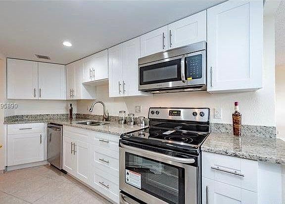 2nd image of 6921 Environ Blvd