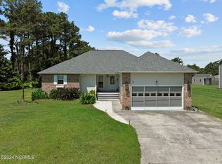 113 E Canvasback Dr, Currituck, NC 27929