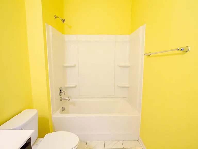 1068 Aronimink Dr — Photo 30