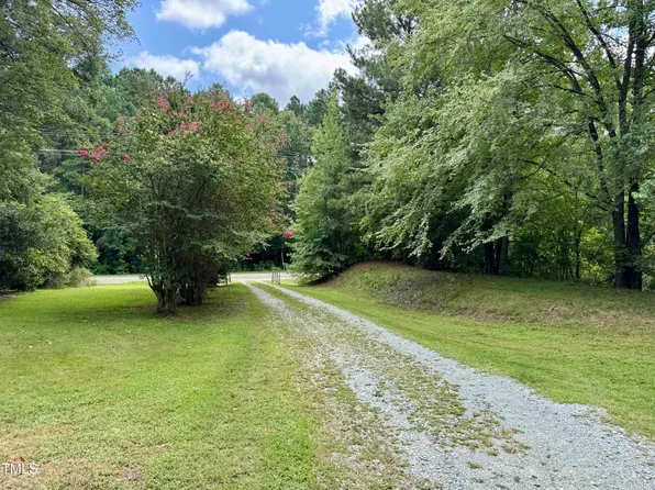 1817 Old Oxford Rd, Durham, NC 27704