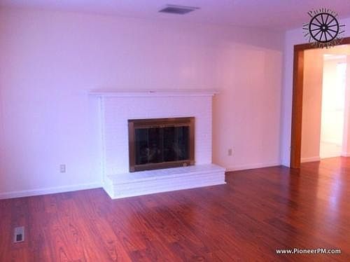 5th image of 250 W Center St