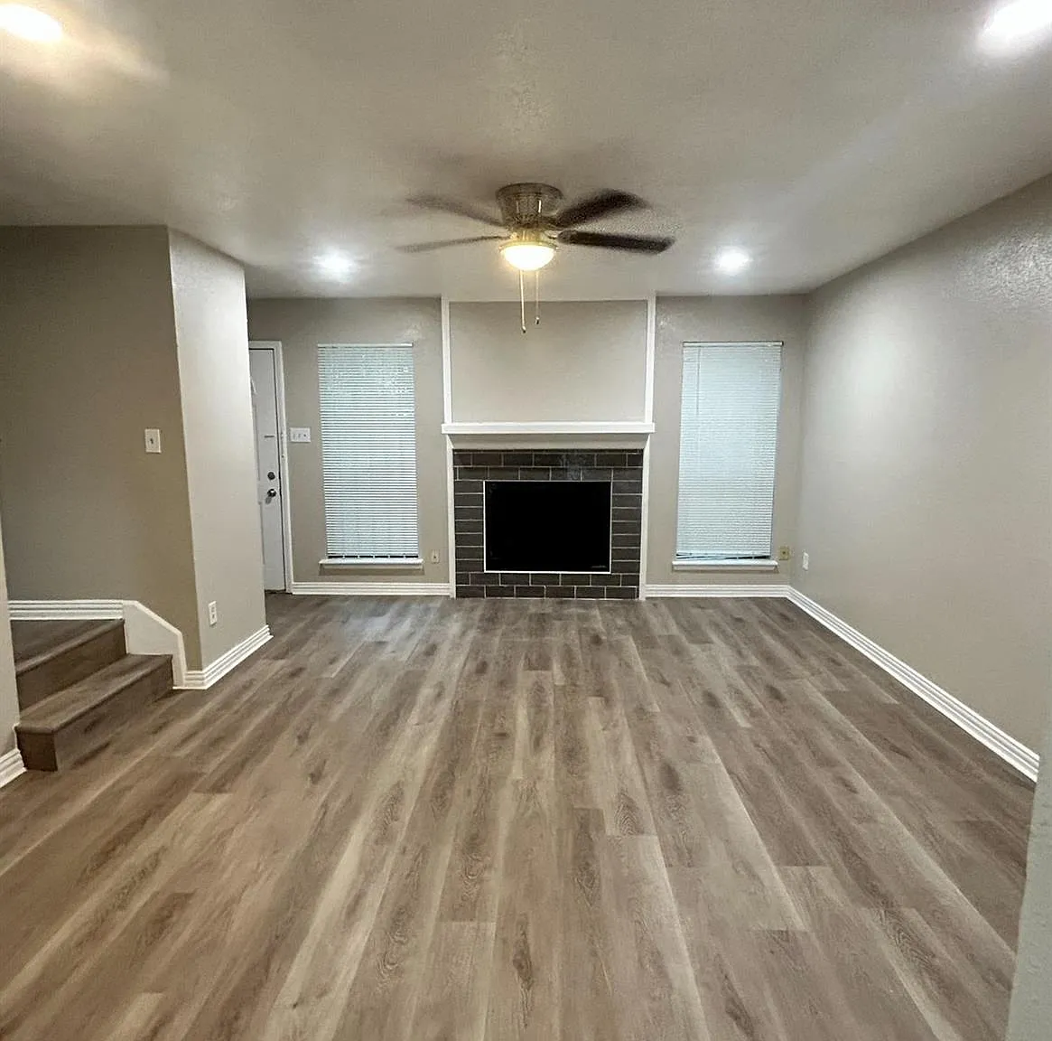 2 bed, 2.5 bath, 1260 sqft, $1,550 — Photo 1