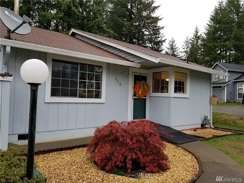 1st image of 529 Malibu Dr SE