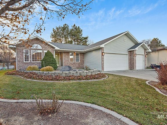 2nd image of 641 Buckingham Dr