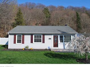 48 Hellstrom Rd, East Haven, CT 06512