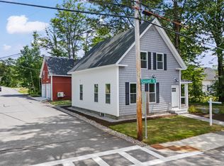 40B Rush Rd #B, Henniker, NH 03242